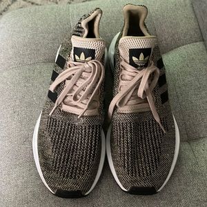 Adidas Swift Run CQ2117 mens size 12